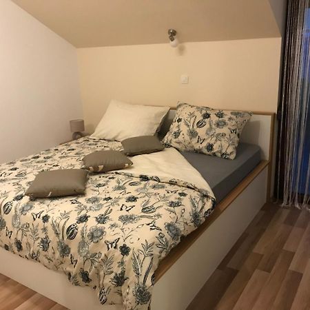 Apartman Mig โซลิน ภายนอก รูปภาพ