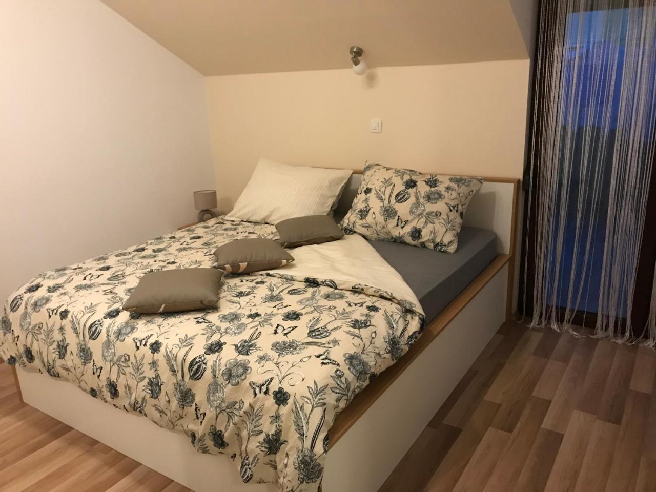 Apartman Mig โซลิน ภายนอก รูปภาพ